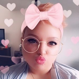 Meet your Posher, Lucia